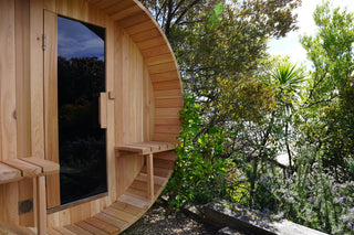 Why red cedar is the best choice for outdoor saunas